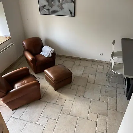 Schickes Studio In Einer Idyllischen Umgebung Apartmán